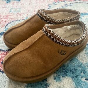 Chestnut Ugg Tasmans